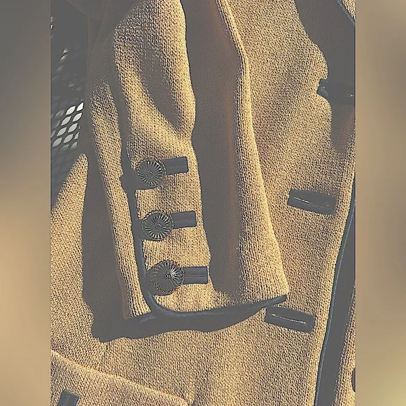St.John Collection by Marie Gray,Tan Knit Jacket W/ Black Trim,Gold Buttons SZ 6 - Picture 11 of 12